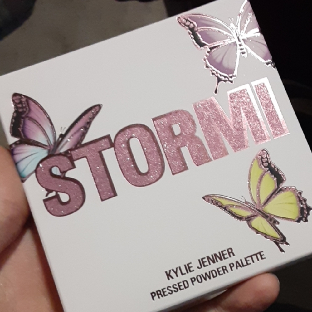 Kylie Jenner Stormi Palette
